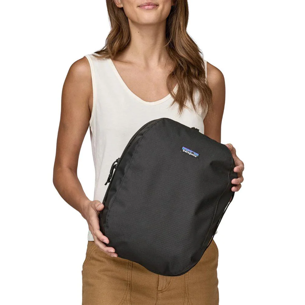 Patagonia Black Hole Cube 14L (Black) - Image 4