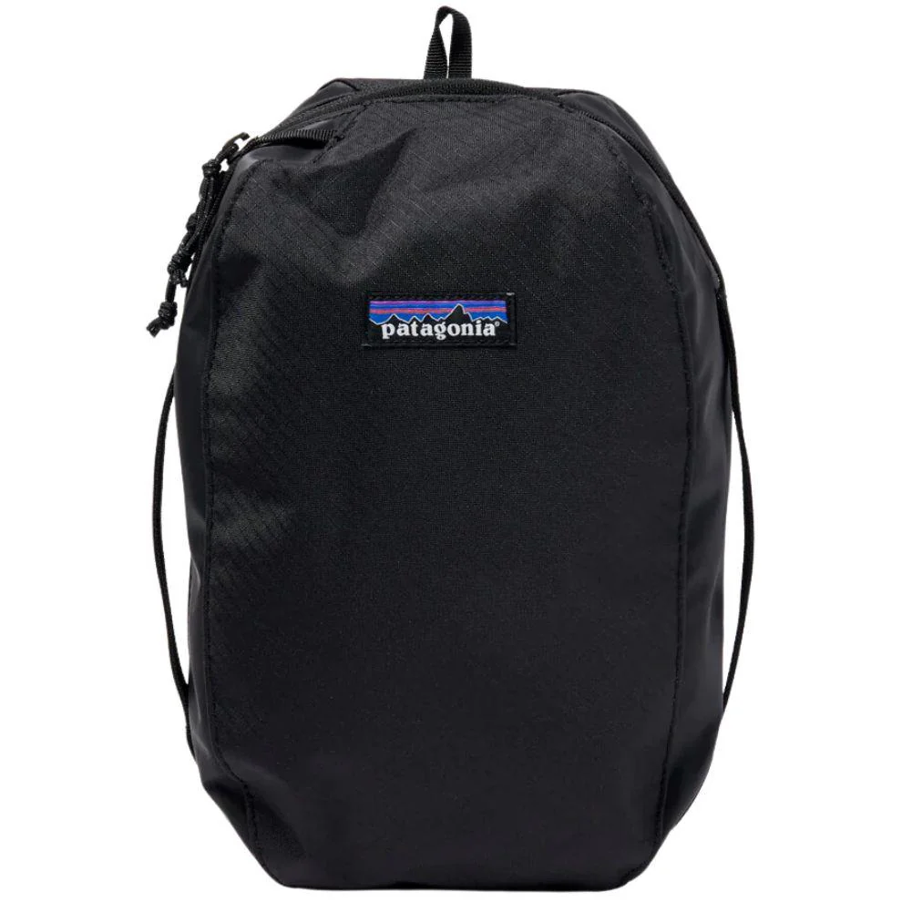 Patagonia Black Hole Cube 6L (Black) - Image 3
