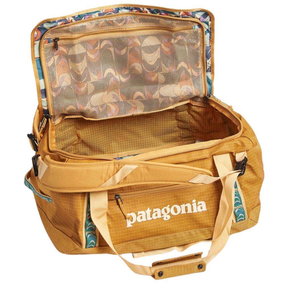 Patagonia Black Hole Duffel 40L (Pufferfish Gold) - Image 4