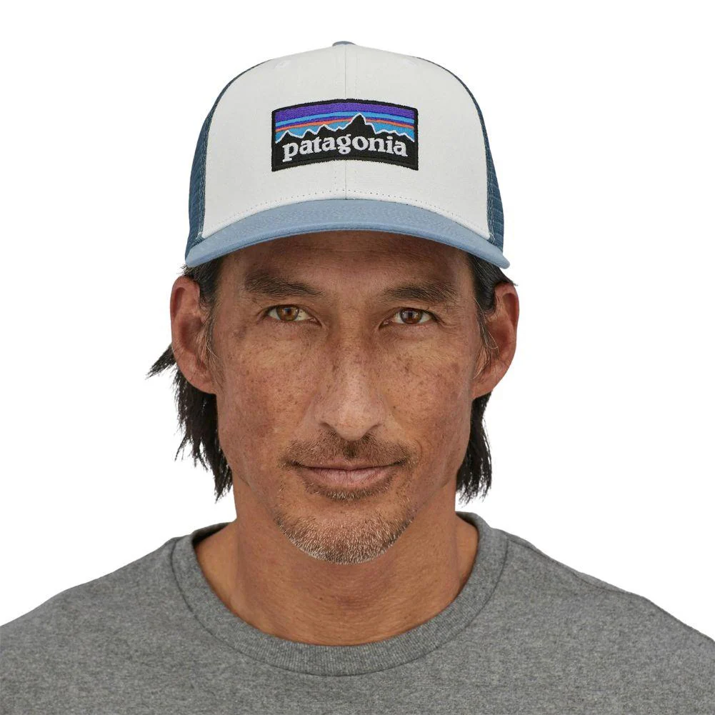 Patagonia P-6 Logo Trucker Hat (White/Light Plume Grey) - Image 2