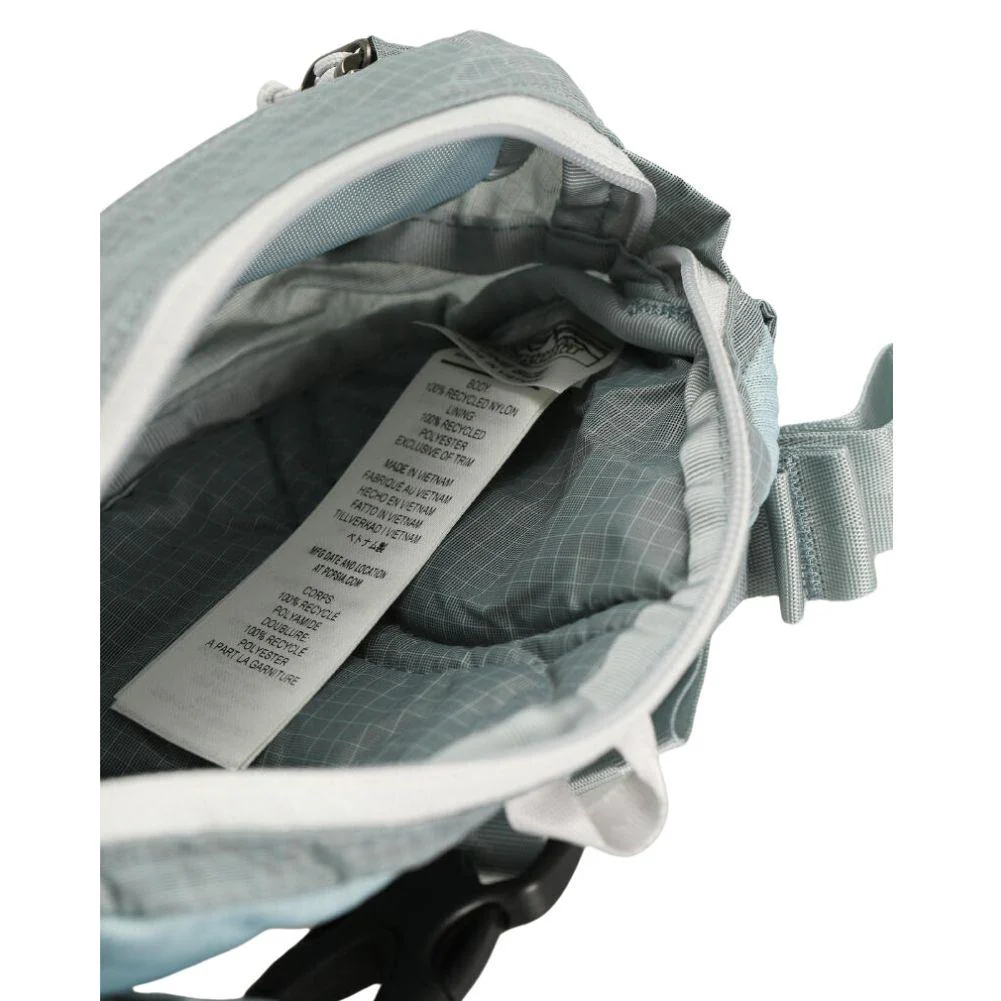 Patagonia Ultralight Black Hole Mini Hip Pack 1L (Thermal Blue) - Image 5