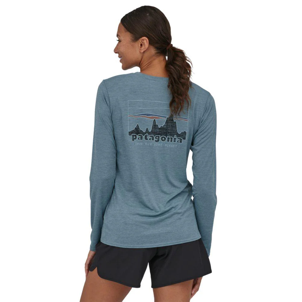 Patagonia Women's Long-Sleeved Capilene Cool Daily Graphic Shirt (73 Skyline: Light Plume Grey X-Dye) - Image 3
