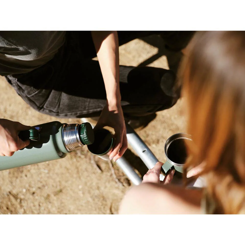 Stanley Classic Legendary Thermal 1L Flask (Matte Black Pebble) - Image 5