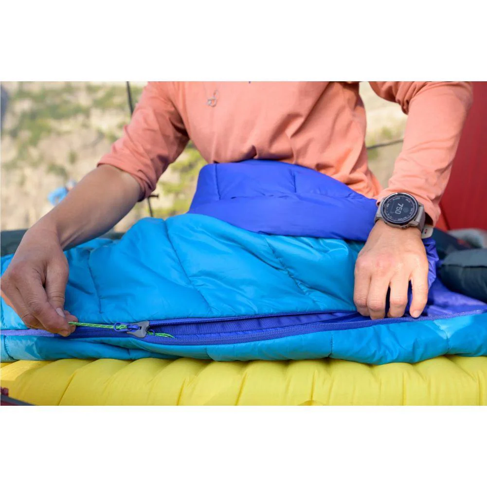 Therm-a-Rest NeoAir XLite NXT Sleeping Pad - Regular Wide (Solar Flare) - Image 8