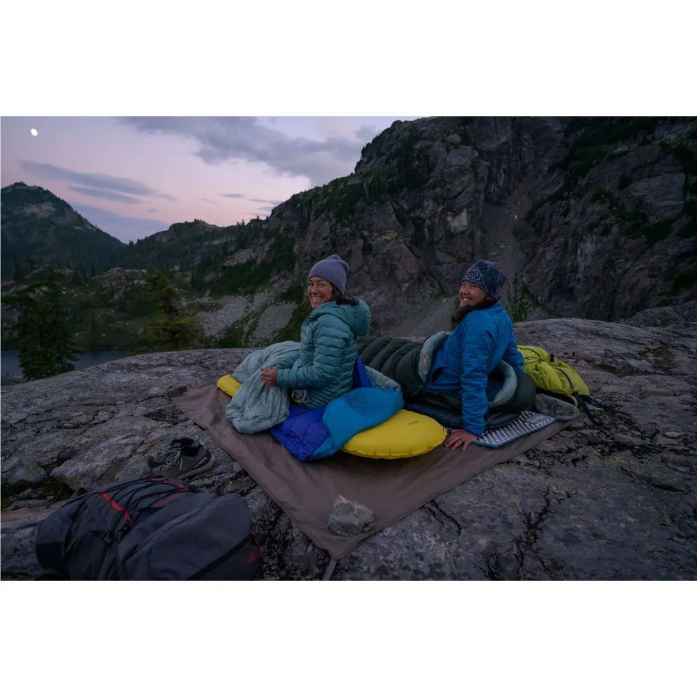 Therm-a-Rest NeoAir XLite NXT Sleeping Pad - Regular Wide (Solar Flare) - Image 9
