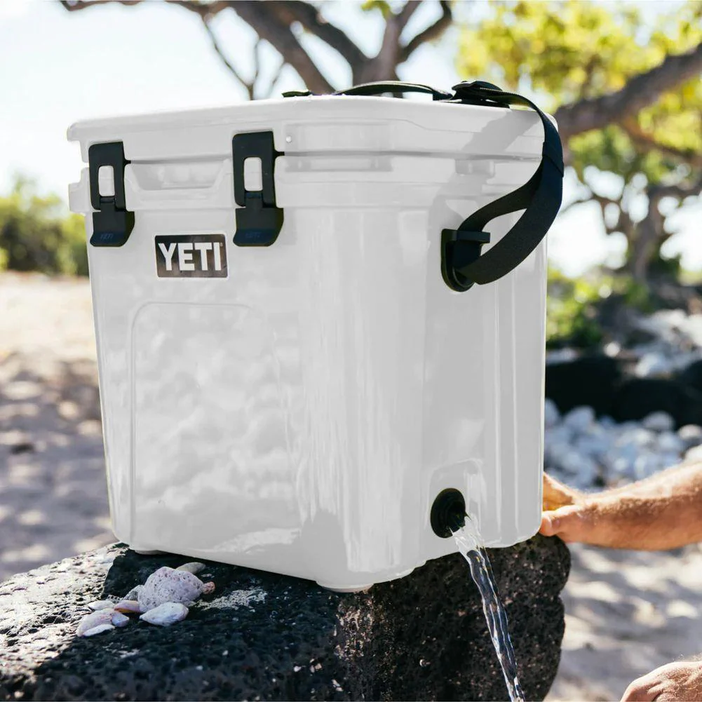 Yeti Roadie 24 Cool Box 2.0 (Navy) - Image 12