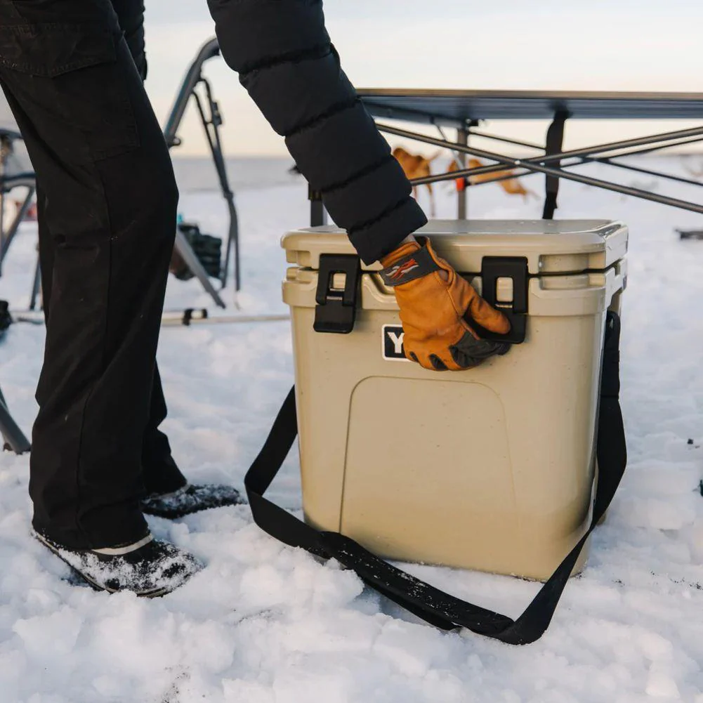 Yeti Roadie 24 Cool Box 2.0 (Navy) - Image 13