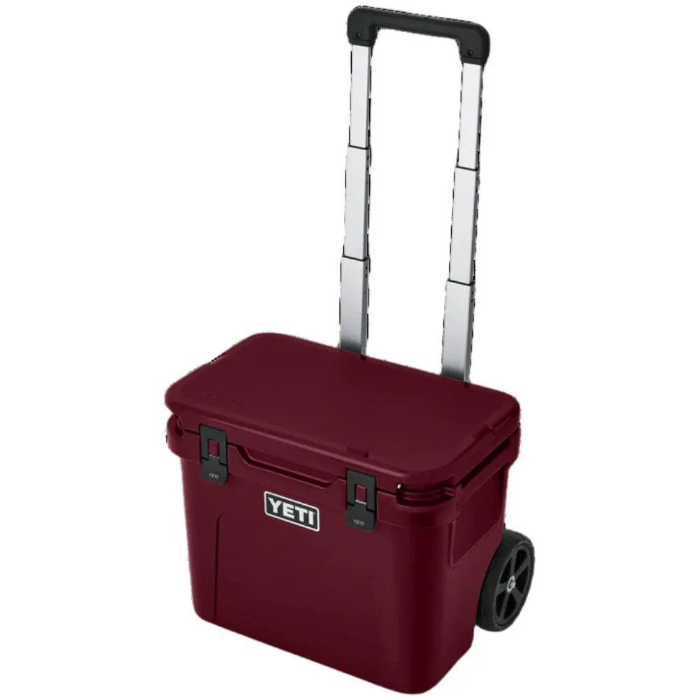 Yeti Roadie 32 Wheeled Cool Box (Wild Vine Red) - Image 2