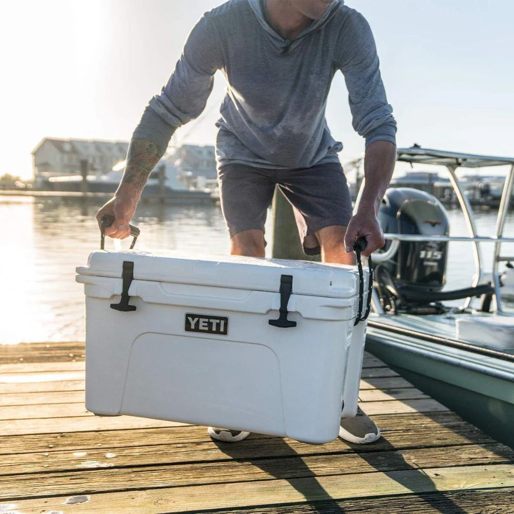Yeti Tundra 45 Cool Box (Black) - Image 7